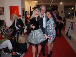 Fashion Show in der Contemplor Galerie Wien am 14. 03. 2024